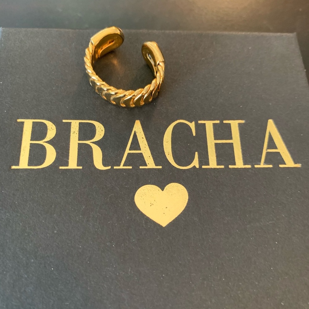 Adjustable gold BRACHA ring